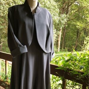 Dress set. Great for interviews & office setting.